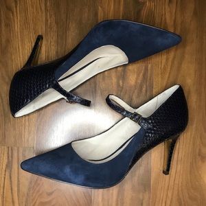 Louise et Cie suede & snake-effect pumps 9.5/39.5
